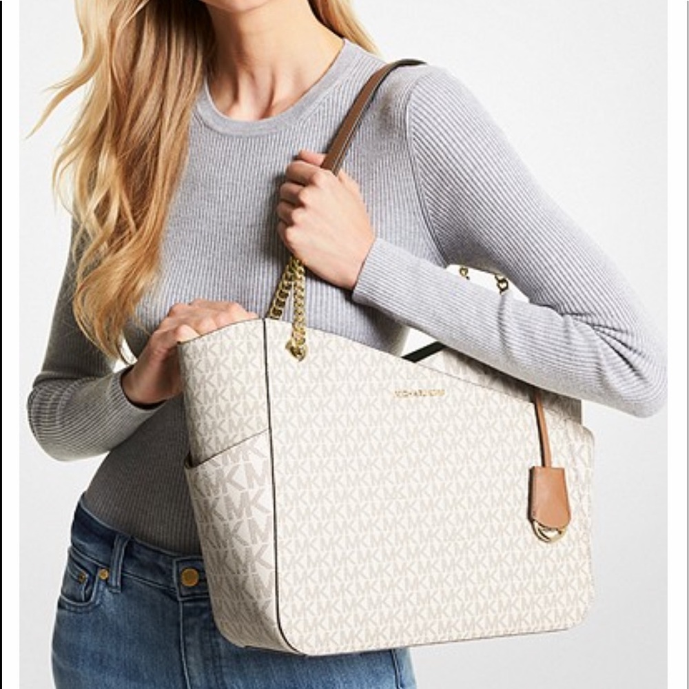 MICHAEL KORS LARGE X CHAIN SHOULDER TOTE VANILLA SIGNATURE - Picture 3 of 16